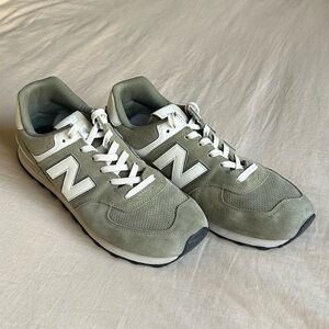 M13 New Balance Olive and White Sneakers